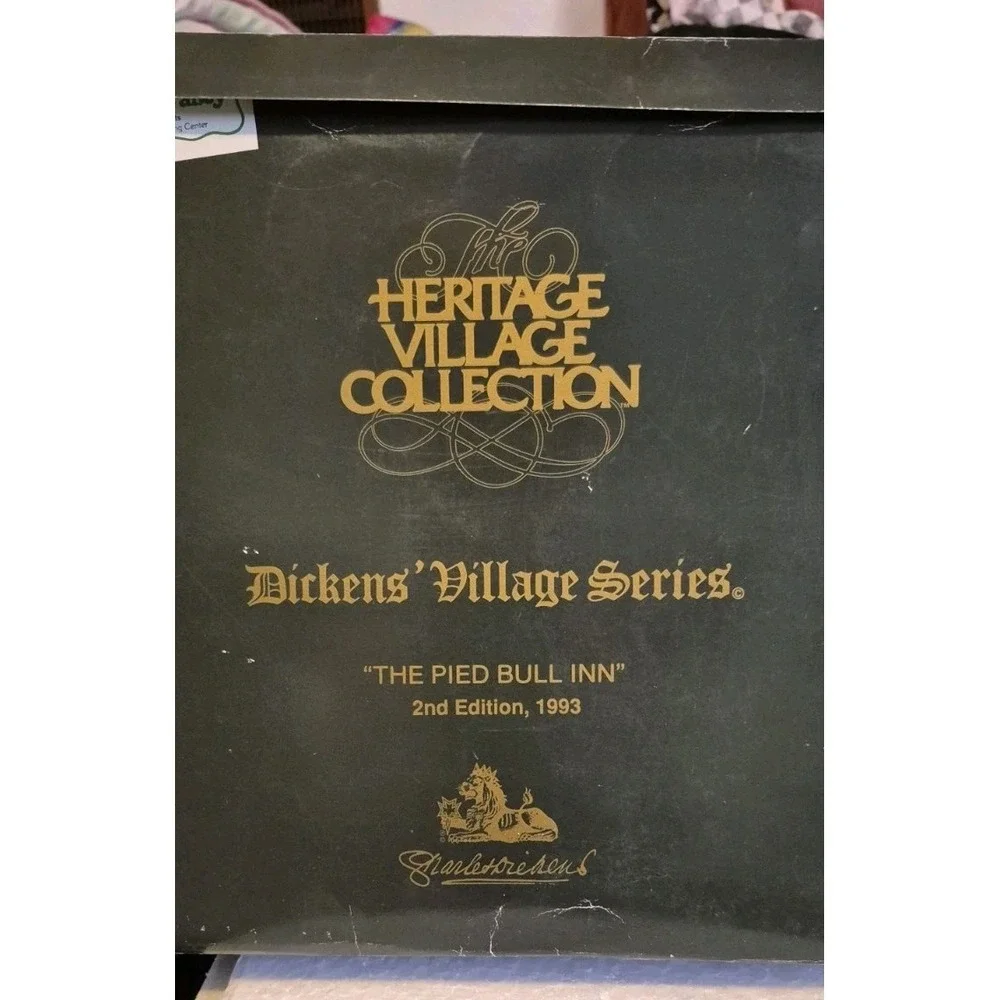 Dept 56 Dickens Village Pied Bull Inn 1993 Lighted Building‎